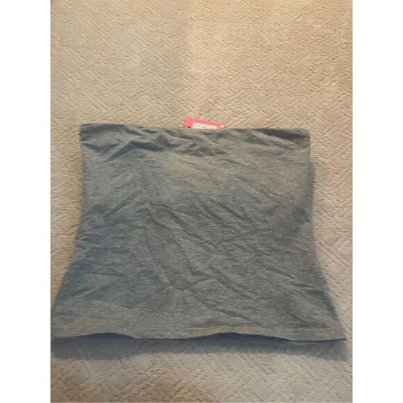 (3) Edikted Built In Bra Tube Tops - Picture 9 of 10